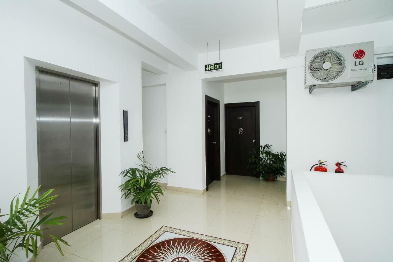 Hotel Nelly Marine Colombo Buitenkant foto
