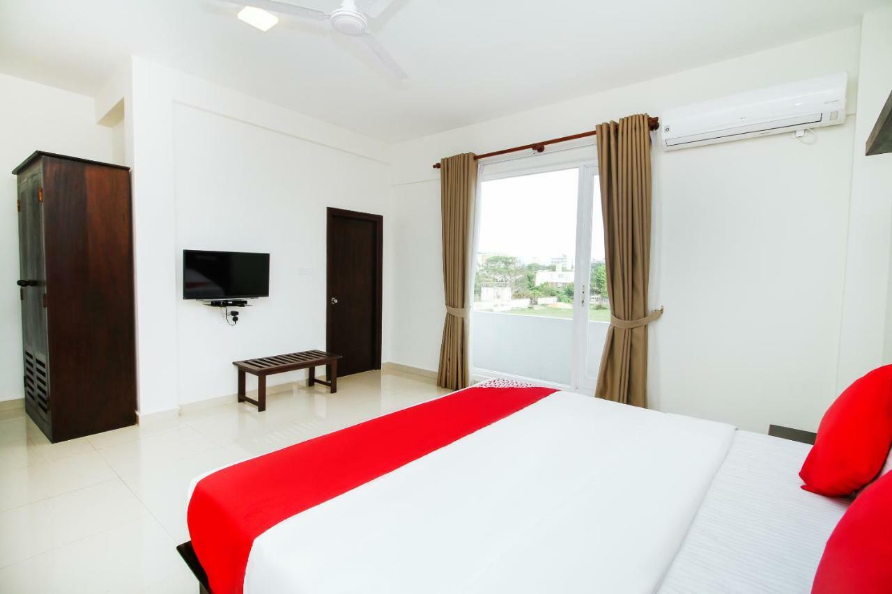 Hotel Nelly Marine Colombo Buitenkant foto