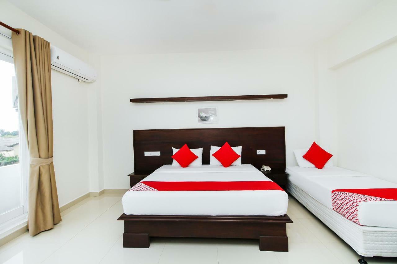 Hotel Nelly Marine Colombo Buitenkant foto