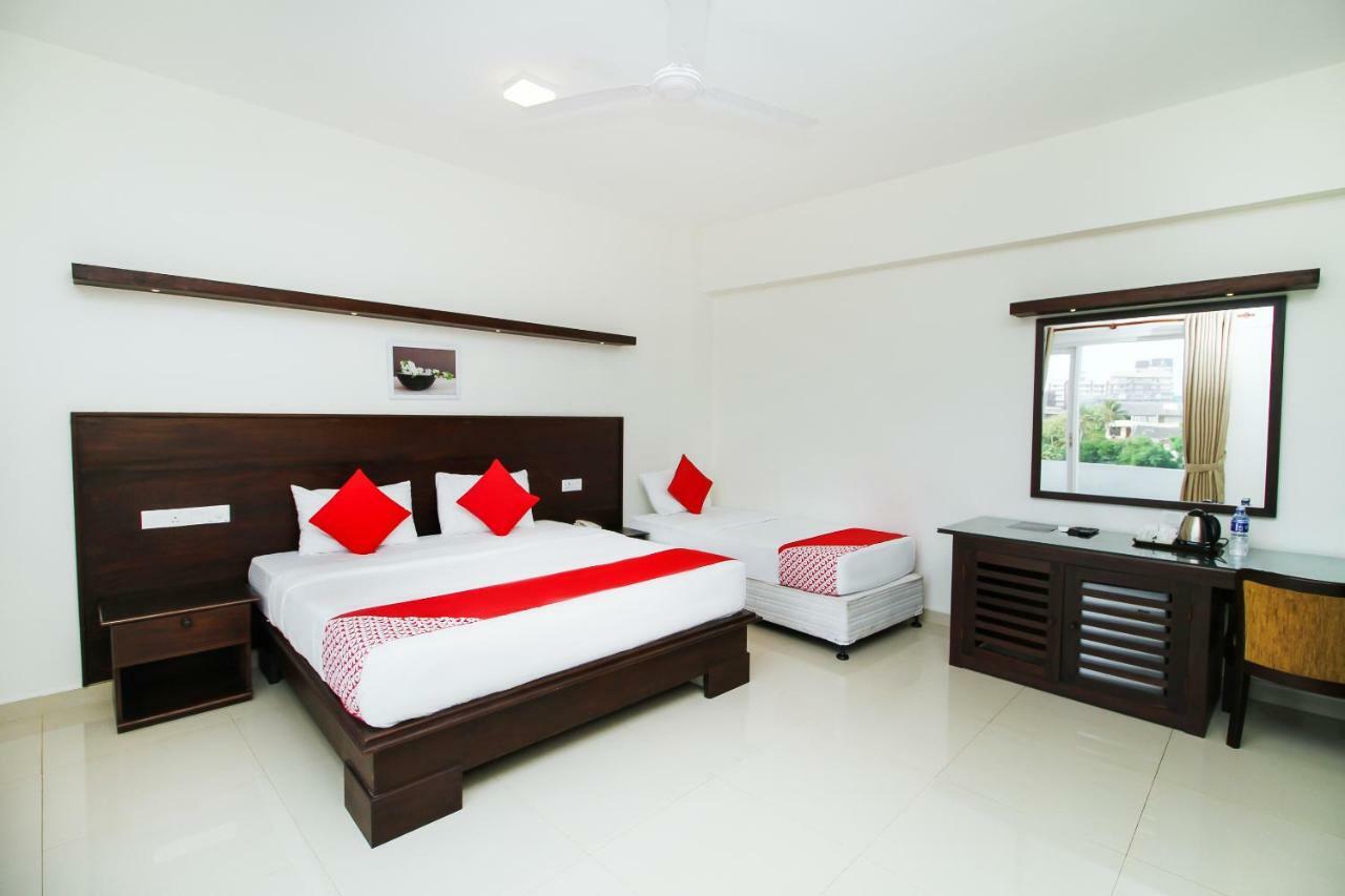 Hotel Nelly Marine Colombo Buitenkant foto